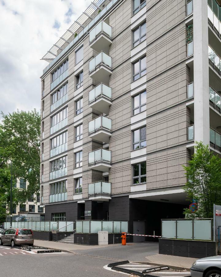 P&O Serviced Apartments Fabryczna Varsovia Exterior foto